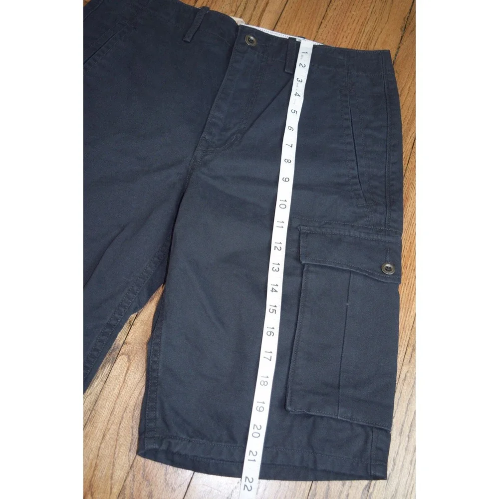 NWT Levi's Black Cargo Pocket Shorts Men's Size‎ 30